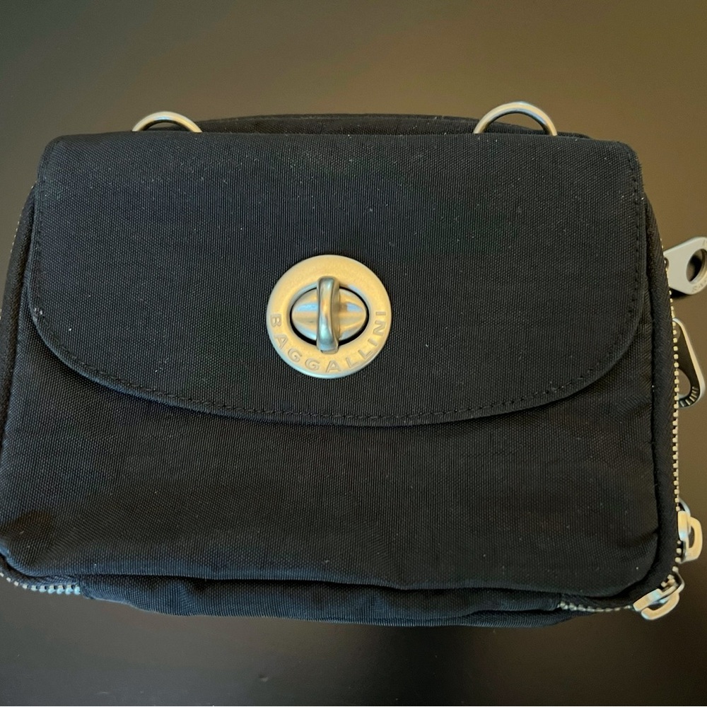 Baggalini small crossbody bag in black with detachable adjustable strap